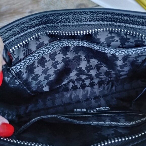 KARL LAGERFELD PARIS Maybelle Logo Crossbody Bag Black/White - Picture 4 of 5